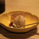 ひろ寿 - 黒蜜のアイス