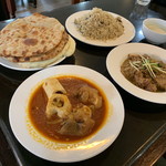 インターナショナルビレッジ - ビーフパヤ、マトンバローチ、マトンプラオ