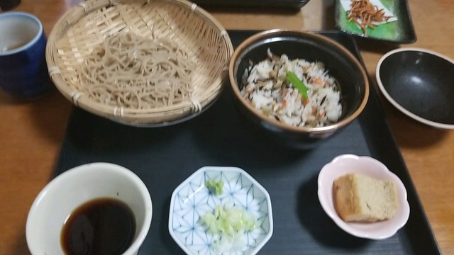 地元の推し蕎麦 : 二本柳旅館の写真