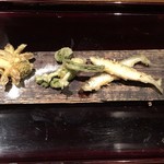 ろっかん - 山菜とわかさぎ