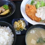 お食事処 白川 - 魚フライ定食530円