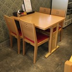 Takoyakimogura - (内観)テーブル席