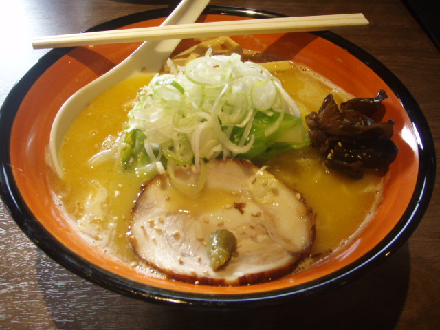 虎鉄ページ 写真 3ページ目 : 【閉店】麺や 虎鉄 伏見店 - 西線16条