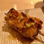 地葉 - 2019.3.  抱き身