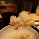 森本 - 炊き上がって蒸らすときに明太子を投入！
      余熱で仕上げます。。
      美味しすぎました(*´艸`*)