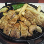 洋庖丁 - チキンステーキ（野菜添え）