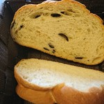 カフェ・ロゼッタ - セットの自家製パン