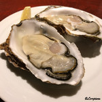 ガストロ スケゴロウ - 三陸産 殻付き牡蠣のｶｸﾃﾙ