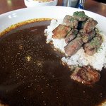 カウボーイカレー - 比較的サラっとしたルーです