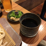 Sanuki No Otoko Udon - 出汁と薬味