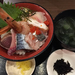 San'In Kaisen Robata Kaba - 海鮮丼（ランチ）