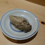すし晴 - 牡蠣のオイル漬け