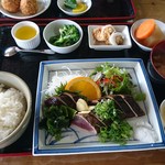sakanatonyasukehachi - かつおのたたき定食