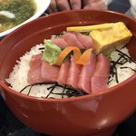 和海浜処 いっぷく - まぐろ丼1,500円…脂がのった中トロです