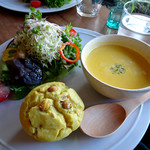 trim - マフィンとスープ、miniサラダセット・ドリンク付き1180円