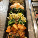 焼肉ホルモンたんど - キムチナムル盛り合わせ