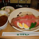 お肉の専門店 スギモト - 〈 黒毛和牛 〉 ローストビーフ の カレーライス