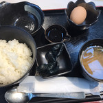 MMCオーガニックカフェ - モーニングメニューB 卵かけご飯(500円)