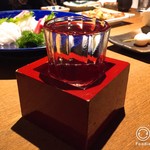 叶家 - 熱燗だけど升で、ばくれん1合650円