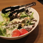 焼肉ダイニング 肉の方程式 - シーザーサラダ