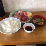 かねまつ食堂 - 刺身盛合せ定食