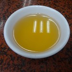 皇冠小館 - 竹升蝦子撈麵（海老の卵のせ麺）：スープ