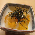 すし屋 真魚 - しろ海老雲丹和え