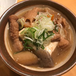 テング酒場 - もつ煮豆腐