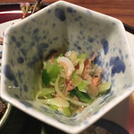 徳うち山 - 根三つ葉と桜エビのお浸し