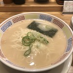 肉饂飩とみ坂 - 牛骨素麺