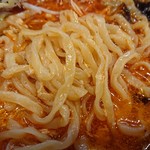 Yoichi Tsukemen Kenkyuujo - 麺は手打ちの中太麺でコシがあります