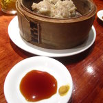 支那麺 はしご - つまみは絶品の焼売で。。。