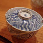 魚菜料理 縄屋 - 骨董品（ふるだうぐ）の茶碗（ちやわん）