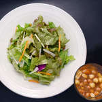 Special Kimuraya Salad with “Wagoen” Hot Dressing Salad ~Tomato and Nuts~