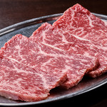 炭火焼肉 ホルモン やまと - カルビ