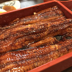 うなぎ亭 友栄 - 肉厚でトロトロふわふわ