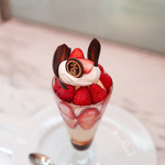 カフェ ラ・ポーズ - 完璧パフェ 古都華いちご☆