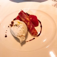 インカント - オードブル３点盛り 　ペペロナータ、カラブリア州のサラミ、ブッラータ