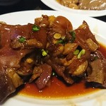 富覇王猪脚 - 豚足(スネ肉は撮影前に完食してしまったので画像なしです)    