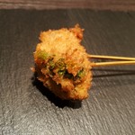 PANKOYA - ほのかな苦味の菜の花を、豚肉の旨味が包み込む！菜の花の豚肉巻き