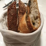 ブルガリ イル・カフェ - パン2人分