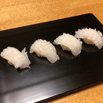 鮨与田 - イカの握り