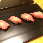 鮨与田 - 鮪の握り