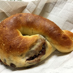 パン マニフィック - 有機あんことバターのベーグル ¥250