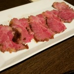 STEAK&HAMBURG ひげ - ローストビーフ三角バラ