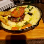 STEAK&HAMBURG ひげ - ラム煮込みハンバーグ