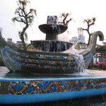 錦家 - 阪急武庫之荘駅、駅前の噴水☆