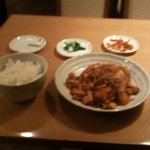 あかり - 豚キムチ炒め　　贅沢に三段バラ用肉を使ってます。