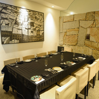 Completely private room perfect for entertaining and parties