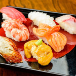 Mo Ashibi - 『寿司会席コース』では、寿司をメインに献立を作成。4,500円のリーズナブルな価格で、7貫ほどをお楽しみいただけます